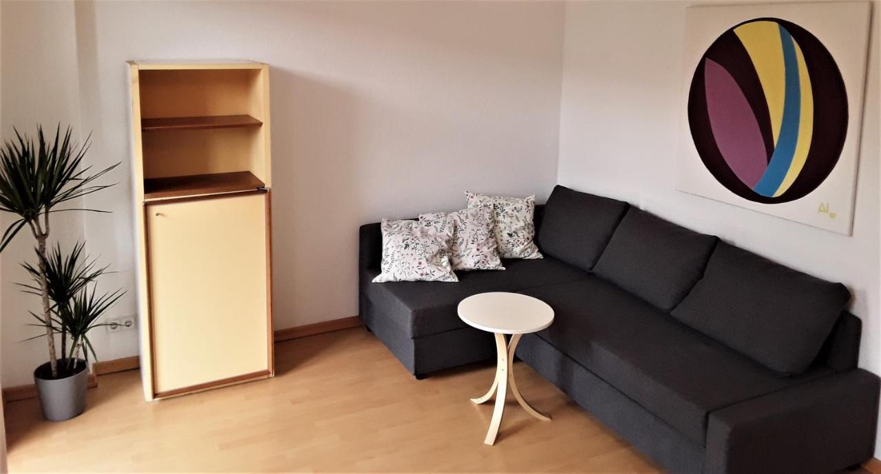 Schoene, Ruhige Zweiraumwohnung Im Angesagten Altlindenau Leipzig Exterior foto