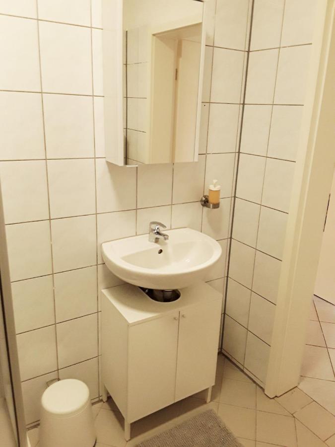 Schoene, Ruhige Zweiraumwohnung Im Angesagten Altlindenau Leipzig Exterior foto