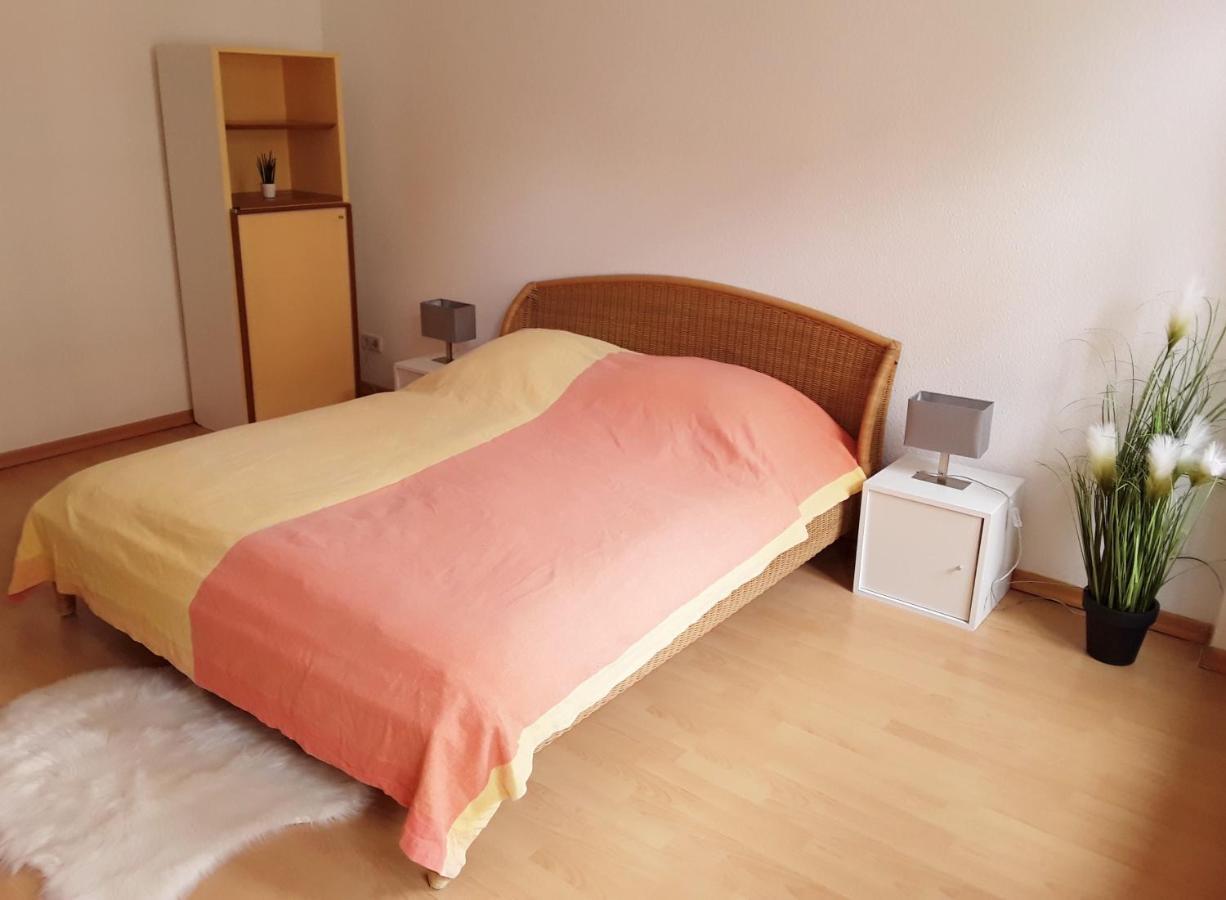 Schoene, Ruhige Zweiraumwohnung Im Angesagten Altlindenau Leipzig Exterior foto