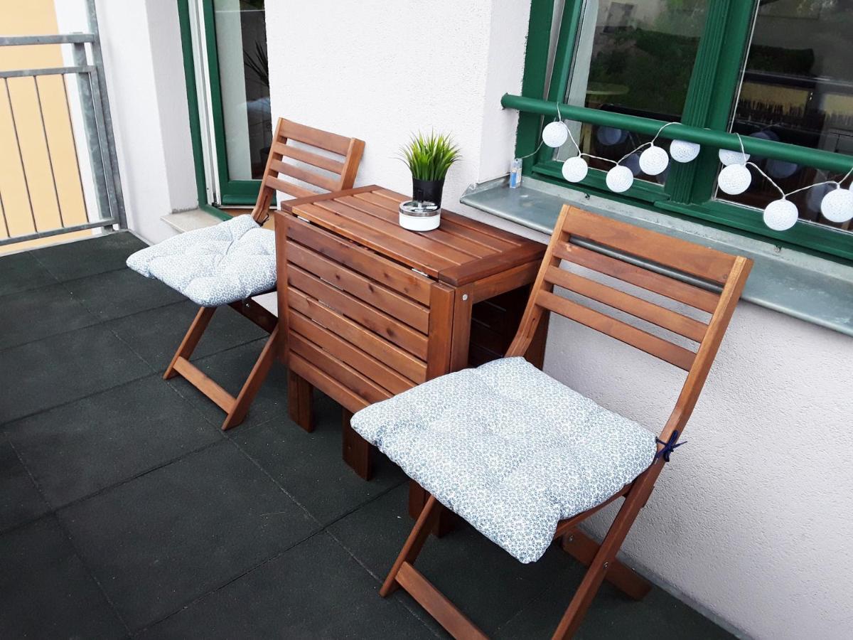 Schoene, Ruhige Zweiraumwohnung Im Angesagten Altlindenau Leipzig Exterior foto
