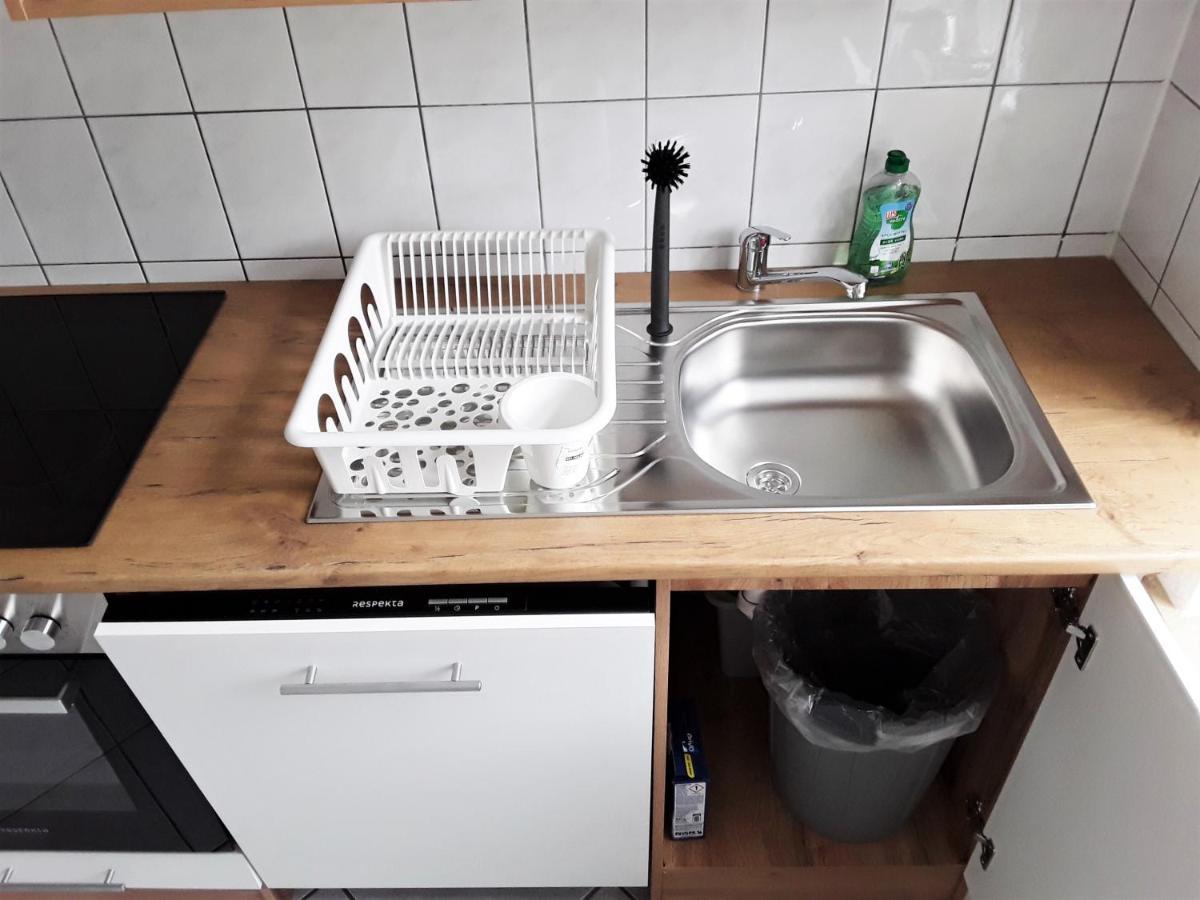 Schoene, Ruhige Zweiraumwohnung Im Angesagten Altlindenau Leipzig Exterior foto